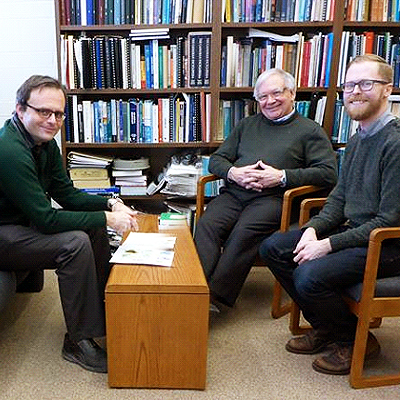 Dr. Gordan Stuhne (left) and Dr. Dick Peltier (centre) meet with the NWMO’s Eric Sykes to discuss their latest work.