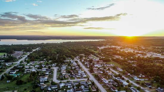 An ariel view of the town of Ignace.