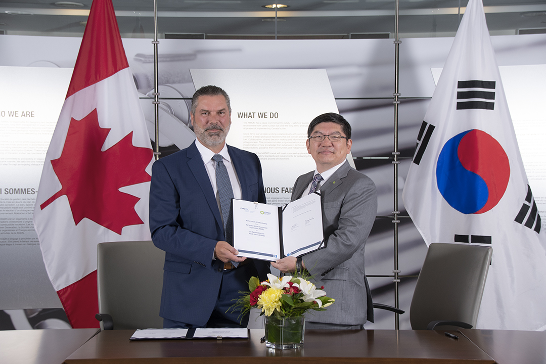 Derek Wilson, Chief Engineer and Vice-President of Contract Management of the NWMO, and Dr. Sung-Soo Cha, President and CEO of KORAD, signed the agreement at a ceremony held at the NWMO Toronto headquarters on Friday, August 23, 2019.