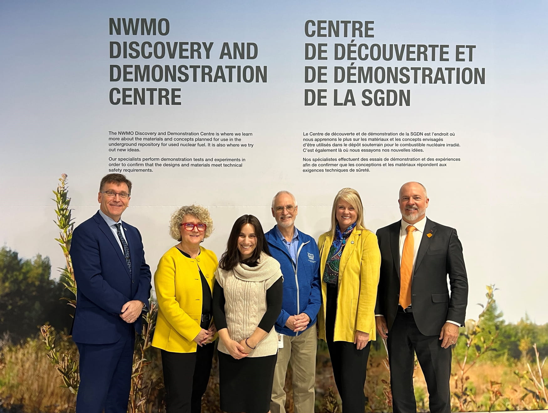 Bill Walker, President and CEO, Organization of Canadian Nuclear Industries, Debbie Scharf, Assistant Deputy Minister, Energy Systems at Natural Resources Canada | Ressources naturelles Canada, Clarington, Ont. Mayor and CEO Adrian Foster, Michelle Johnston, President of Society of United Professionals, and John Arthur Gorman, President and CEO of the Canadian Nuclear Association. Thank you for joining us and sharing your support for Canada’s plan.